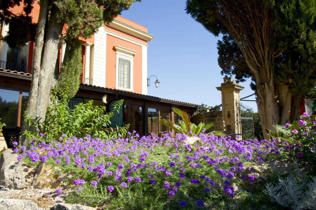 Agriturismo Santa Chiara Алецио Экстерьер фото
