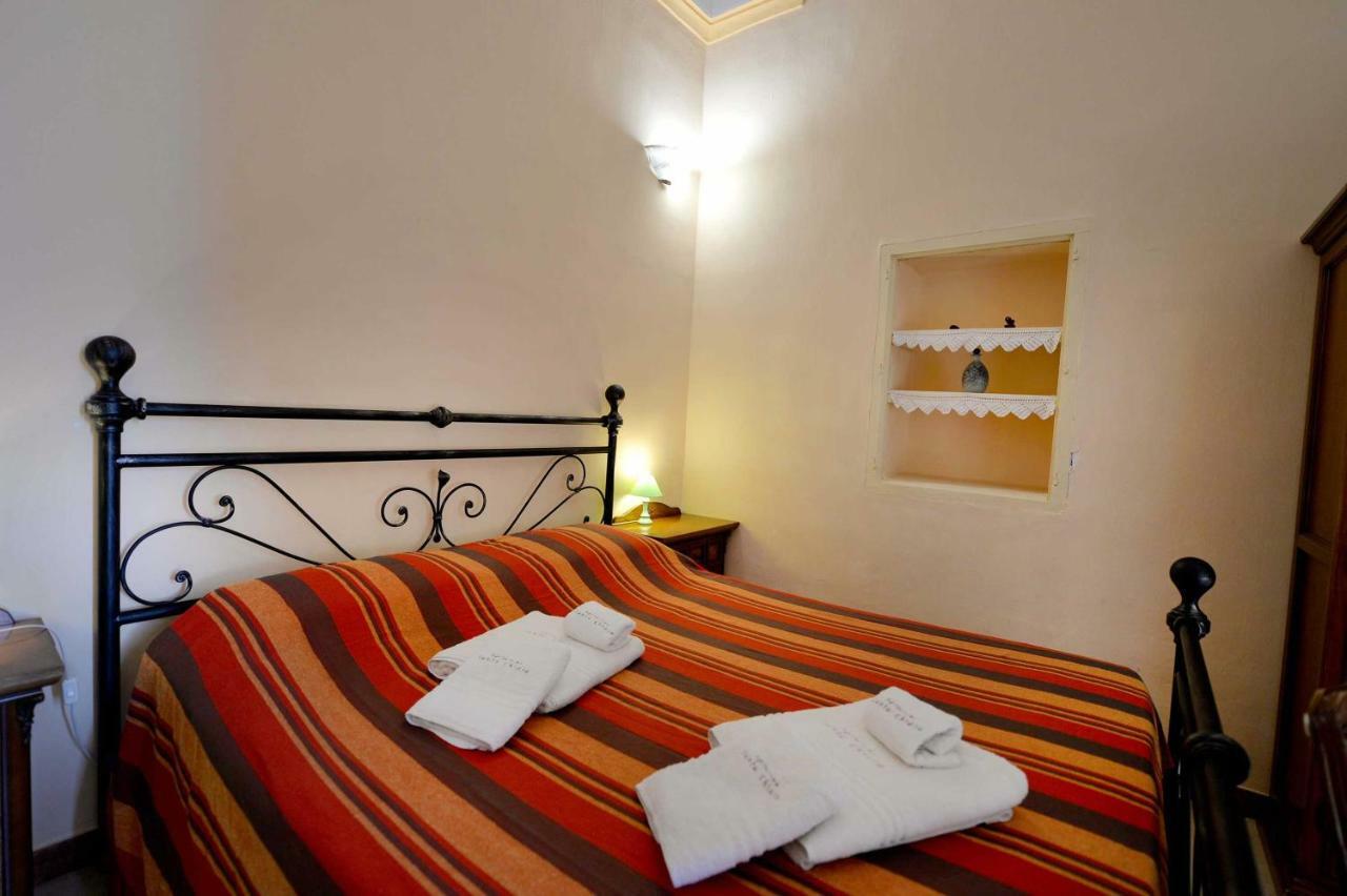 Agriturismo Santa Chiara Алецио Экстерьер фото
